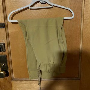 Lululemon Athletica - Mustard Colored Joggers -  Women Size 8